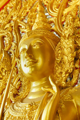 Obraz premium Ancient Thai craft art in Wat thasung.