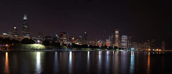 Naklejka premium Chicago night skyline, Usa.