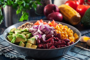 Mexican salad with quinoa and vegetables