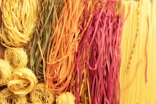  different types, colour of pasta and geometric shape on  top view