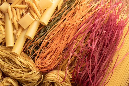  different types, colour of pasta and geometric shape on  top view