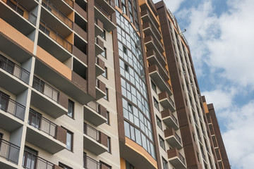 Fototapeta premium New high-rise high-rise building