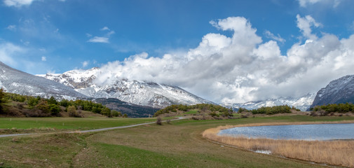 Fototapeta na wymiar Lac de Siguret - Embrun - Hautes-Alpes en France