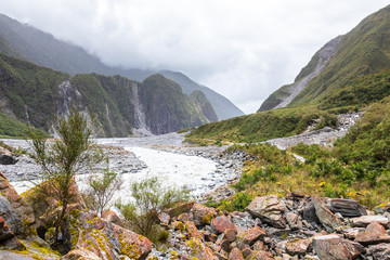 Fototapeta na wymiar Riverbed of the Franz Josef Glacier, New Zealand