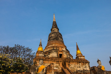 Fototapeta premium big pagoda at Wat Yai Chai Mongkol at Ayutthaya, Thailand