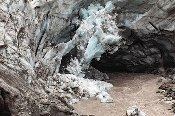 Fototapeta na wymiar Franz Josef Glacier at the moment of breaking off, New Zealand