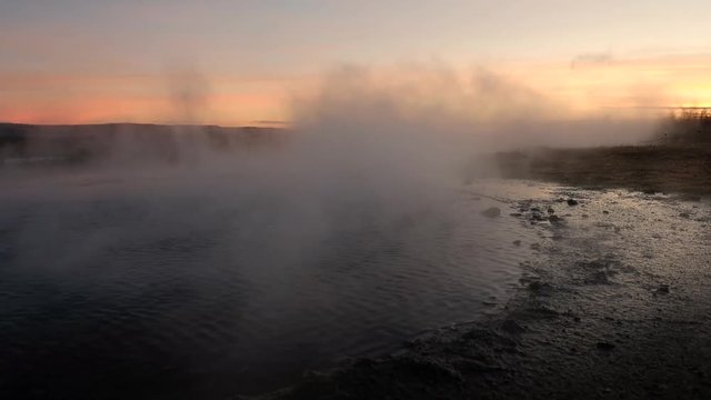 islande géothermie geysir fumée chaleur chauffage