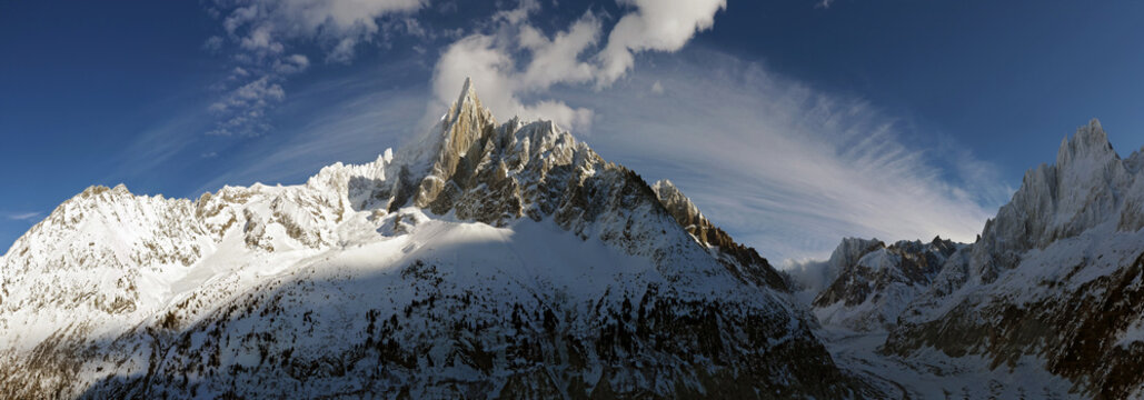 AIGUILLES DES DRUS, alt. 3754m. CHAMONIX MONT BLANC.