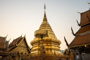 Fototapeta premium Wat Phra That Doi Suthep temple at Chiang Mai in Thailand during sunset