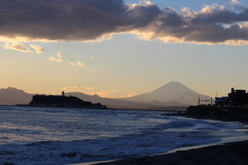 Naklejka na ściany i meble 江ノ島と富士山