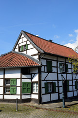 Fototapeta na wymiar ein fachwerkhaus in liedburg