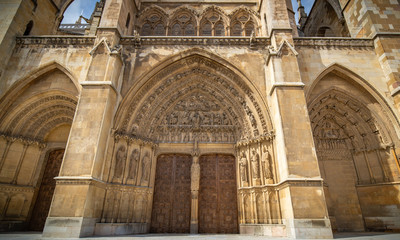 Catedral gótica de León en España