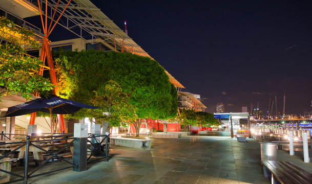 SYDNEY - NOVEMBER 6, 2015: Beautiful view of Sydney Harbor Brudge at dusk. Sydney attracts 20 million tourists every year