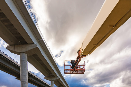 Lifting Platform In The Construction And Repair Of A Highway Bridge