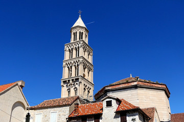 Fototapeta na wymiar Historical architecture and landmark Saint Domnius church and bell tower in Split, Croatia. Split is popular summer travel destination and UNESCO World Heritage Site.