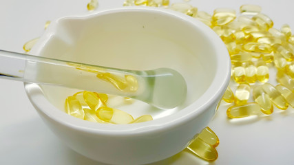 Gelatinous oil capsules