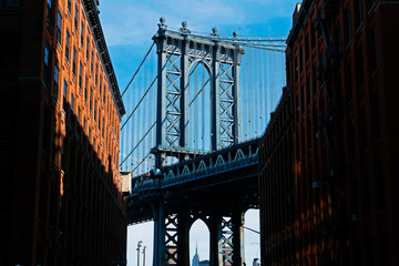 The Manhattan Bridge on a sunny day