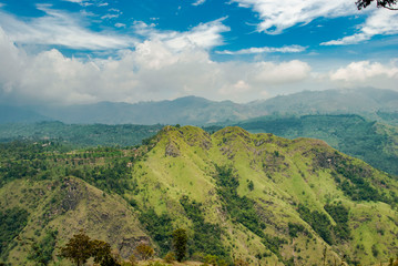 Fototapeta na wymiar View from ella rock over little adam's peak in Sri Lanka