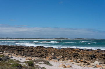 Fototapeta na wymiar Ocean landscape with waves and clear sky