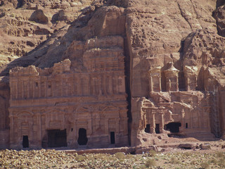 Petra; Raqmu - historic ruins of the ancient, rock city of the Nabatean Arabians. It is located in southwestern Jordan. It is also known as the rose-red city. UNESCO World Heritage list.