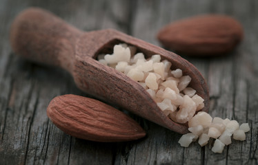 Small pieces of chopped almonds with whole ones