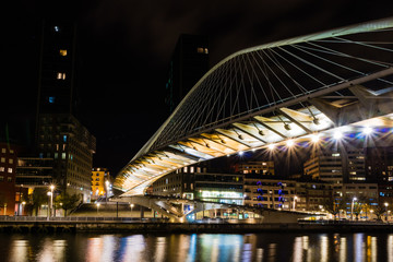 Fototapeta na wymiar Bilbao city architectural at night and touristic places highlights