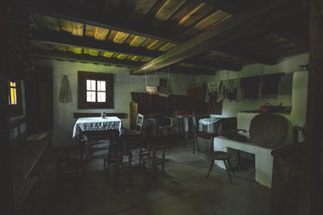 Fototapeta na wymiar Old traditional Romanian interior