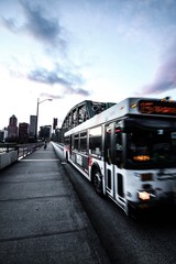 Fototapeta na wymiar Portland City Bridge with Bus