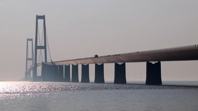 Storebæltsbroen, Denmark in mist and sun