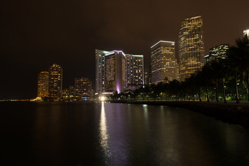 Naklejka premium Miami nocą
