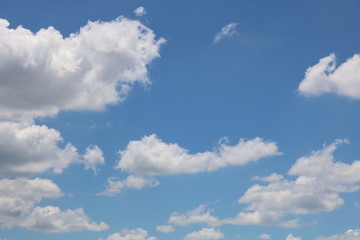 Fototapeta na wymiar Blue Cloudy Sky