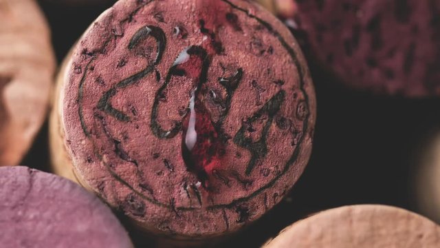 hintergrund aus wein und sekt korken video 