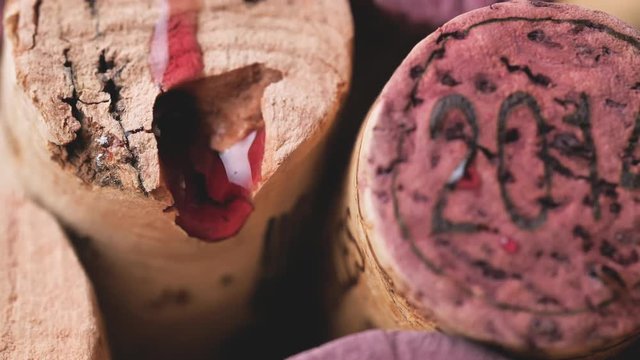 hintergrund aus wein und sekt korken video 
