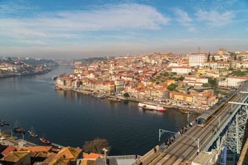 Obraz premium View on Porto with Dom Luis I Bridge