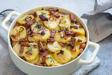 scalloped potatoes gratin