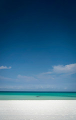 Fototapeta na wymiar long beach in tropical paradise koh rong island cambodia