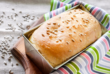 White yeast bread with sunflower seeds