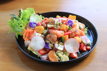 fresh vegetable salad
