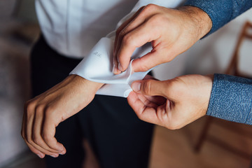 Groom gettig ready for the wedding
