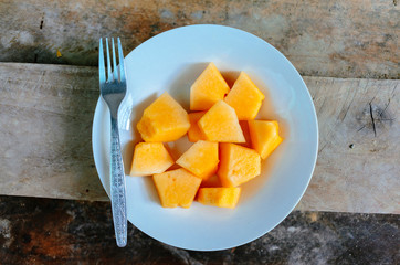 fresh and delicious cantaloupe