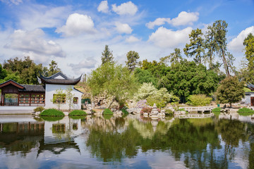 Obraz premium The beautiful Chinese Garden of Huntington Library