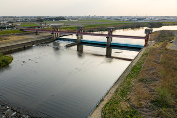Fototapeta premium 渡良瀬川の水門