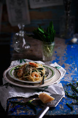 spaghetti with wild garlic and shrimps.