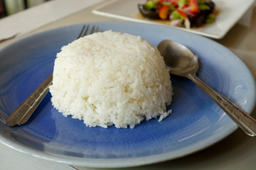 white rice on glass dish