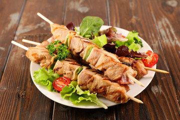 skewer meat and salad