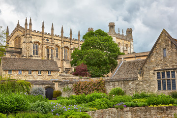 Obraz premium The Christ Church as seen from the Memorial Gardens. Oxford. England