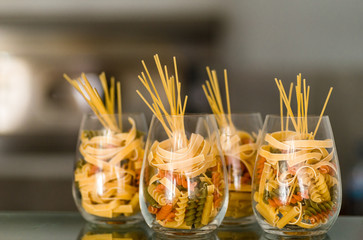 Copos de variadas pastas italianas