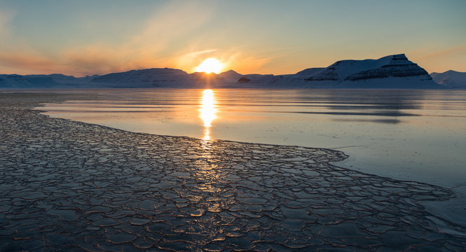 Icy landscapes and icescapes of Svalbard.