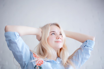 Naklejka premium cute teenage girl / portrait of a fun beautiful girl, youth, teenager girl
