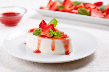 Panna Cotta With Fresh Strawberries